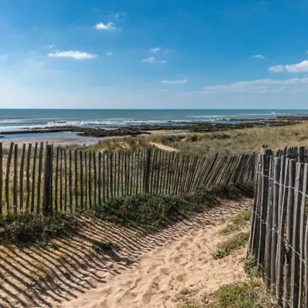 Appartement Les Sables-d'olonne, 2 Pièces, 4 Personnes - Fr-1-325-69 *